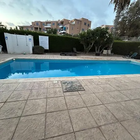 Seaview Apartment With Garden & Pool Paphos Exterior photo